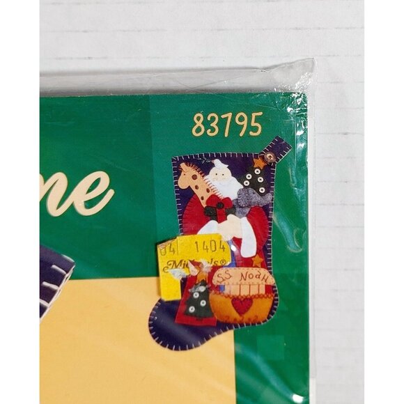 Bucilla Alma Lynne #83795 Stocking Felt Merry Christmas Noah NEW - Picture 4 of 7